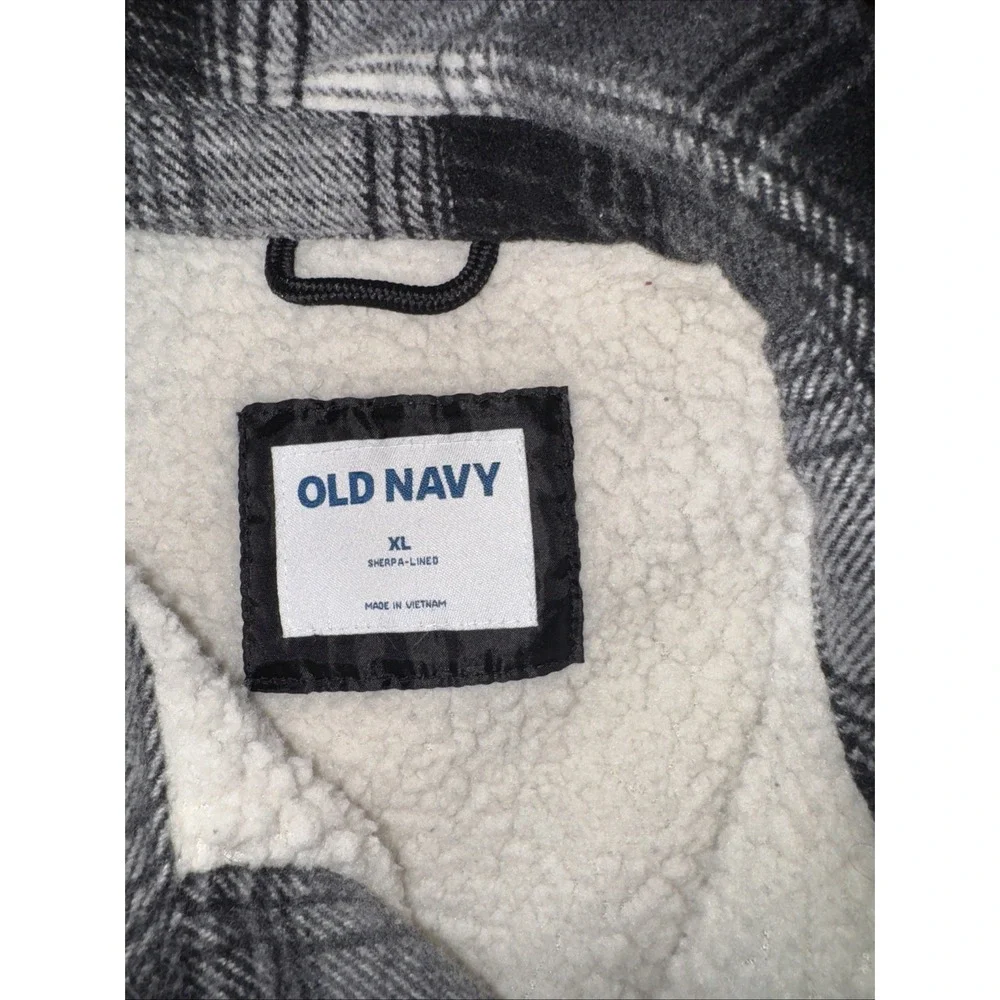Old Navy Shirt Jacket Mens XL Black White Buffalo Plaid Wool Sherpa Lined - Picture 6 of 6